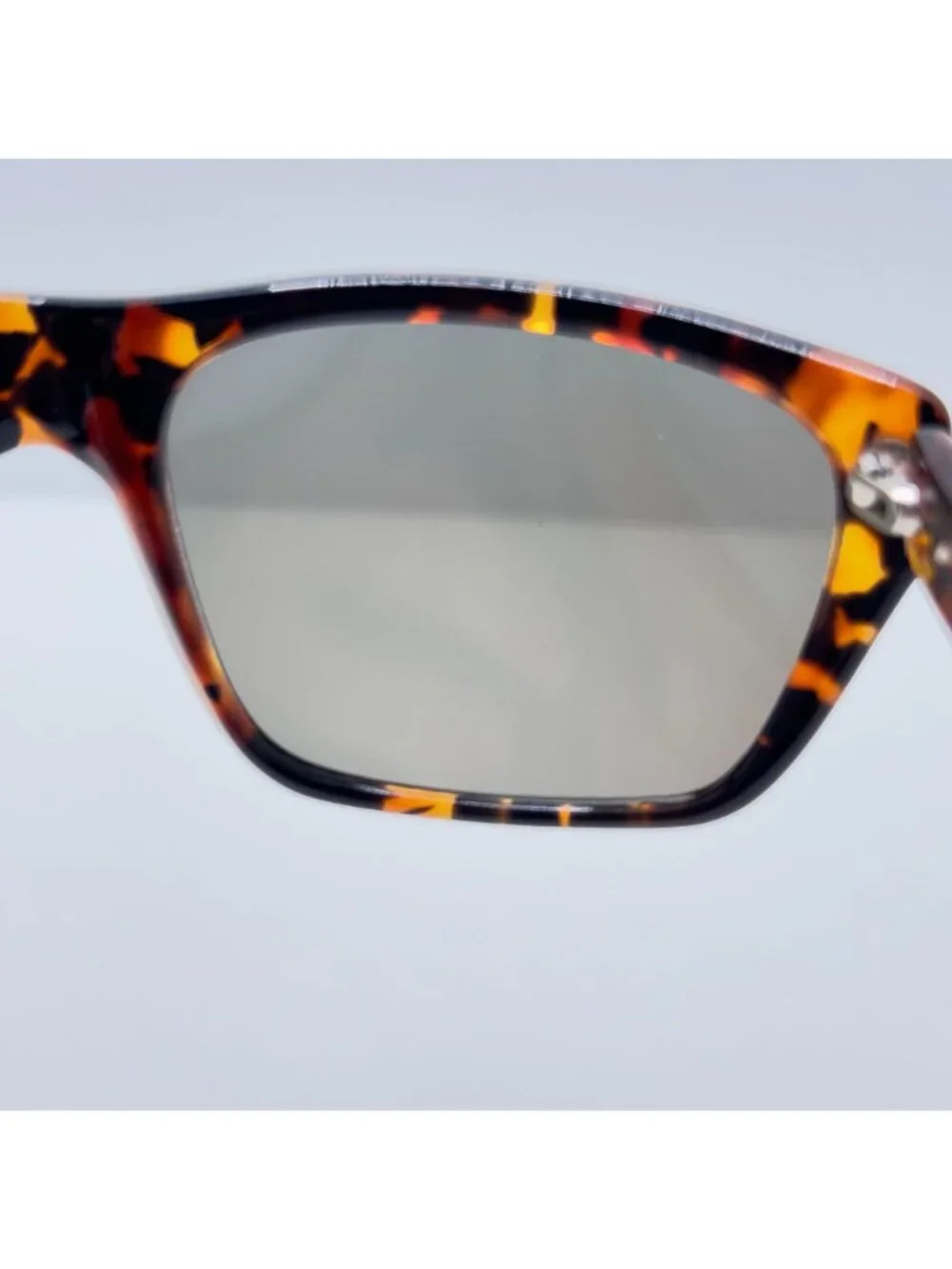 Giorgio Sant Angelo lenses pop